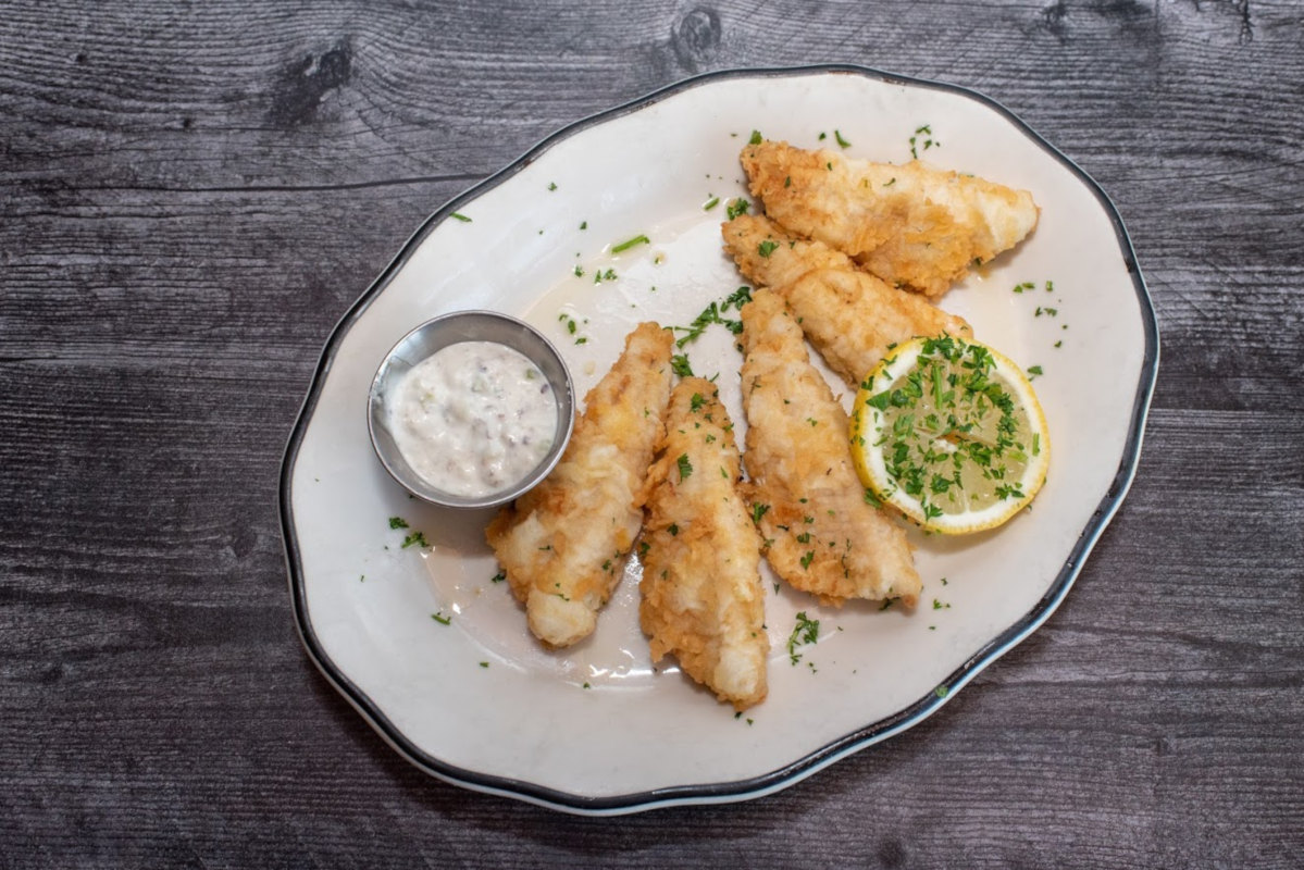 Fried fish with dip